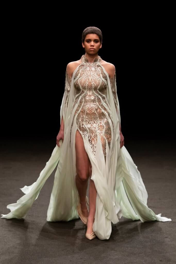 Haute Couture: défilé Iris Van Herpen