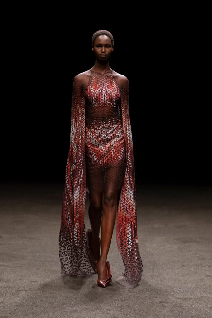 Haute Couture: défilé Iris Van Herpen