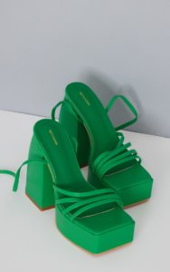 Sandales à plateforme verte Prettylittlething