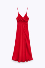 Robe style lingerie satinée rouge Zara