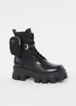 Bottines Monolith en cuir brossé et nylon noir Prada