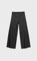 Pantalon cropped enduit noir Stradivarius