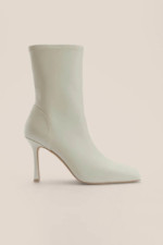 Half Moon Calf Boots white NA-KD